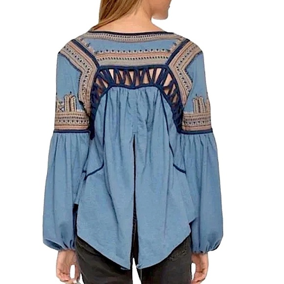 FREE PEOPLE Snow Kisses Embroidered Balloon Sleeve Boho Peasant Top - Picture 2 of 15